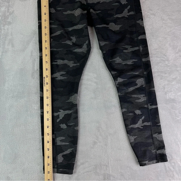 Athleta Ultimate Stash Camo 7/8 Tight Leggings Size Small Cropped Grey Yoga - Picture 7 of 14
